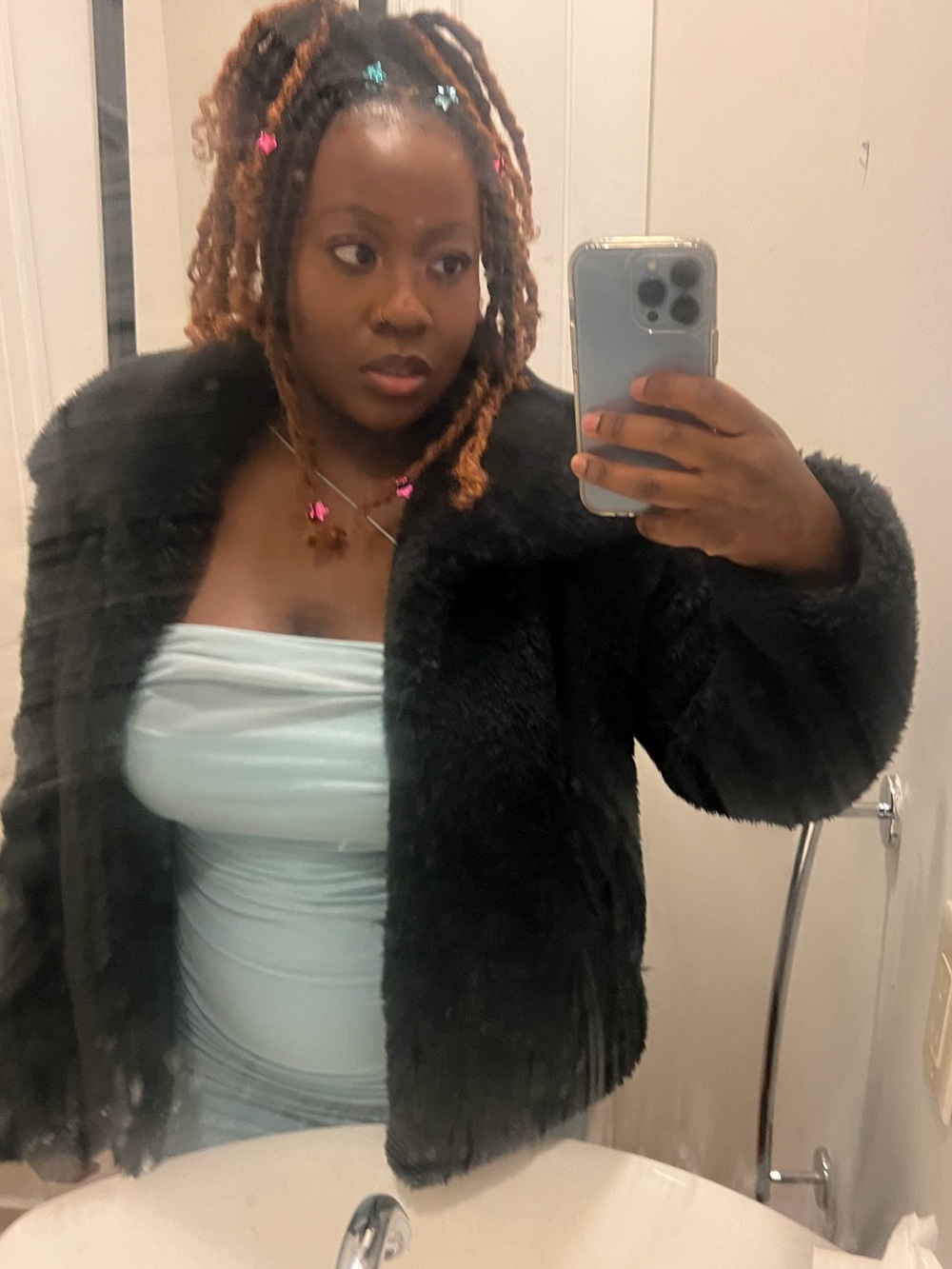 Maternity-Friendly Outfits! - Picture 11 of 14